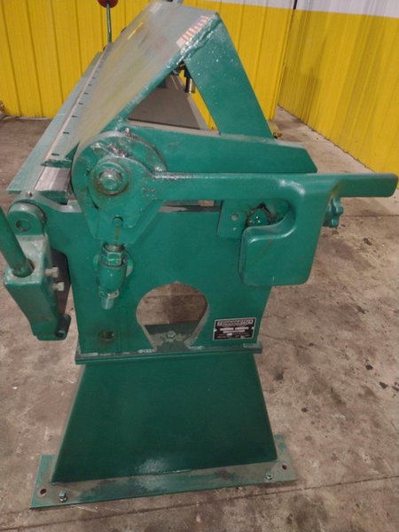 8&#039; x 16 GAUGE TENNSMITH MODEL #HB97-16 MANUAL HAND APRON BENDING BRAKE: YOBRO #24388