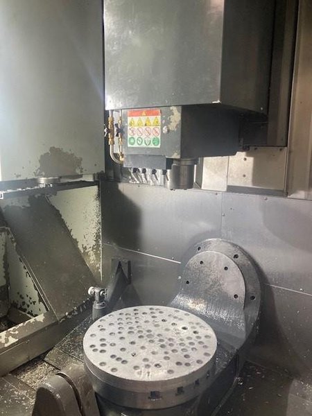 Haas UMC 750 5-Axis CNC VMC, 2018 – Probing, Thru-Spindle Coolant, 12K Spindle, High Speed Machining