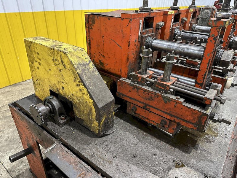 3 STAND X 2.5&quot; X 12&quot; ROLLSPACE DAHLSTROM MODEL 500-10-OB ROLLFORMER: STOCK #22622