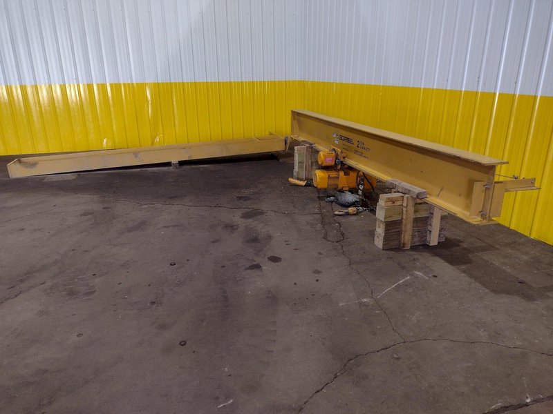 2 TON x 12&#039; GORBEL TENSION STAND JIB CRANE WITH 2 TON HARRINGTON HOIST &amp; POWER TROLLEY: STOCK #18873