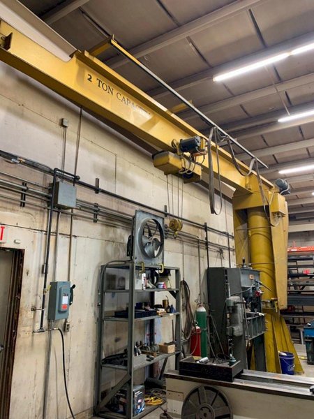 2 TON X 13'10" PEDESTAL JIB CRANE POWER ROTATION &amp; YALE 2 TON HOIST: YOBRO #24579
