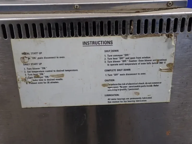 MIDDLEBY MARSHALL CONVEYOR PIZZA OVEN  -  PS200