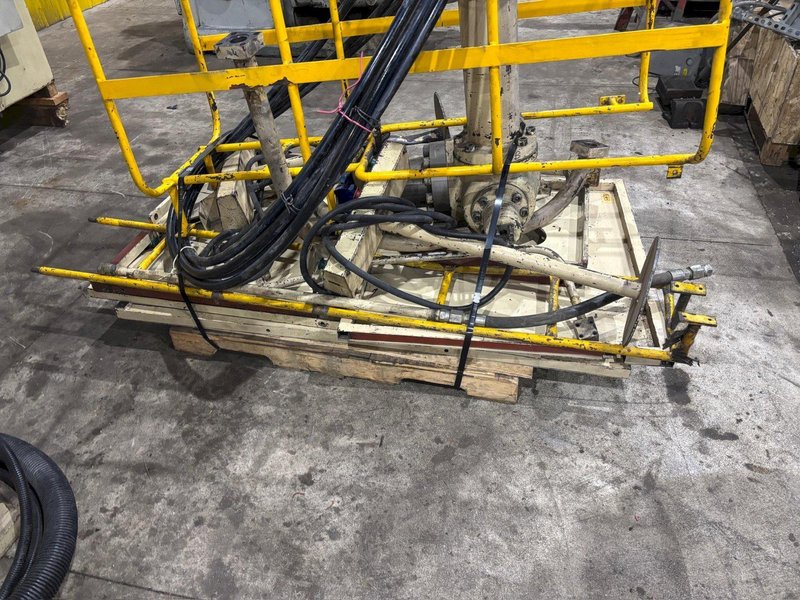 660 TON SUTHERLAND MODEL #HD1 HYDRAULIC 4 POST GUIDED RAM PRESS 15&quot; STROKE: YOBRO #24088