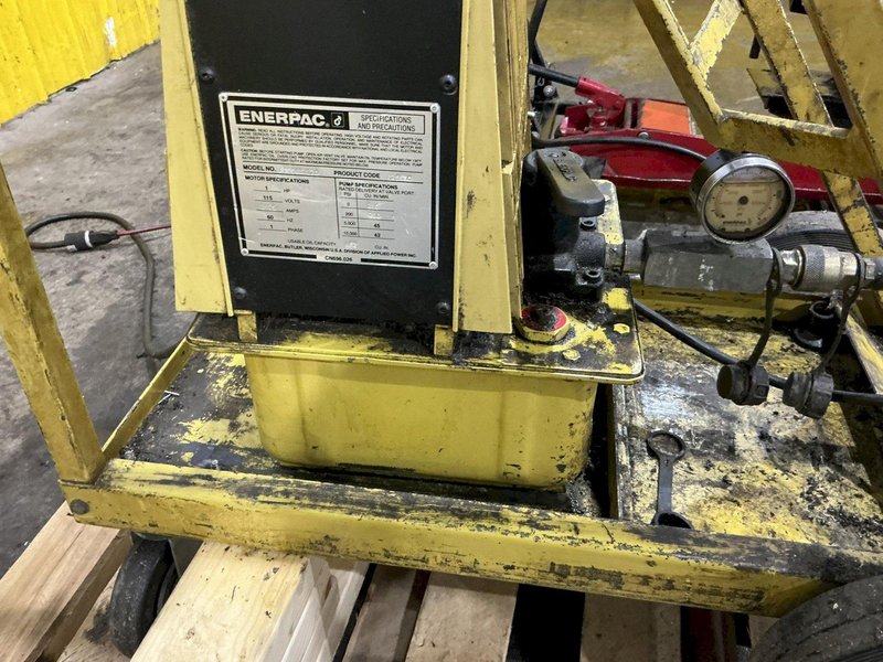 15 TON POSI-LOCK MODEL #PH110 PORTABLE HYDRAULIC GEAR &amp; WHEEL PULLER WITH ENERPAC POWER UNIT: YOBRO #25094