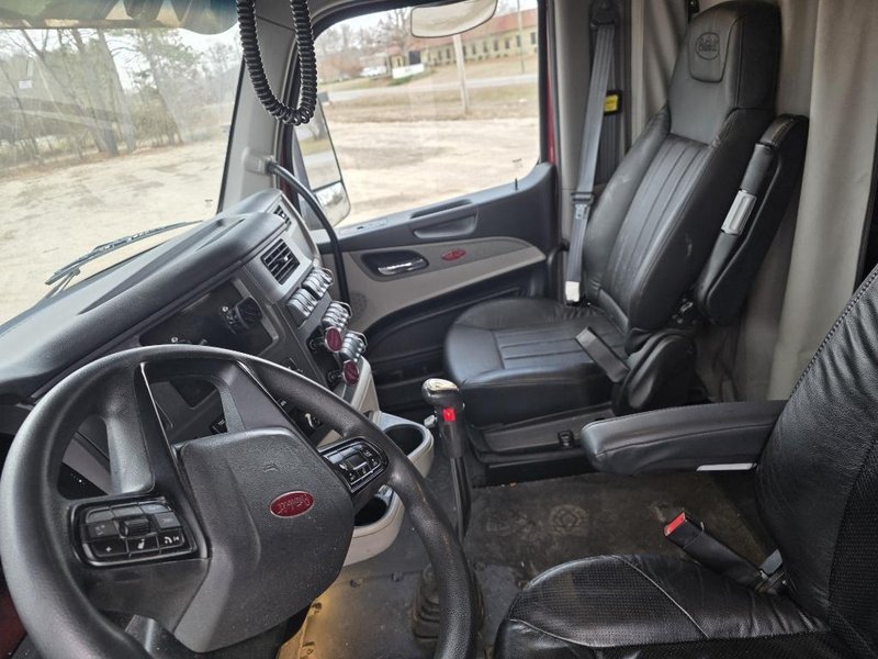 2022 Peterbilt 567 804180