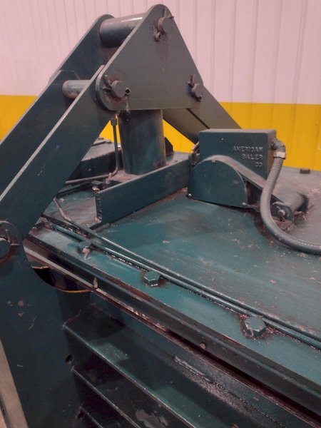 24" X 36" X 96" LONG AMERICAN MODEL #10447 HYDRAULIC HORIZONTAL BALER: YOBRO #24745