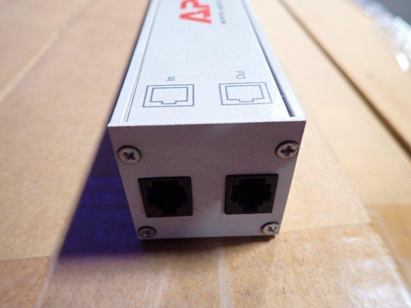 APC MASTER SWITCH POWER CONTROL UNIT  -  AP9221