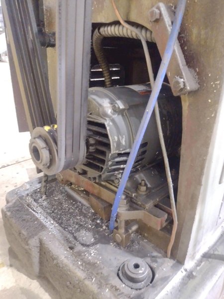 3 HP CINCINNATI MODEL 1-18 PLAIN HORIZONTAL MILLING MACHINE: STOCK #21031