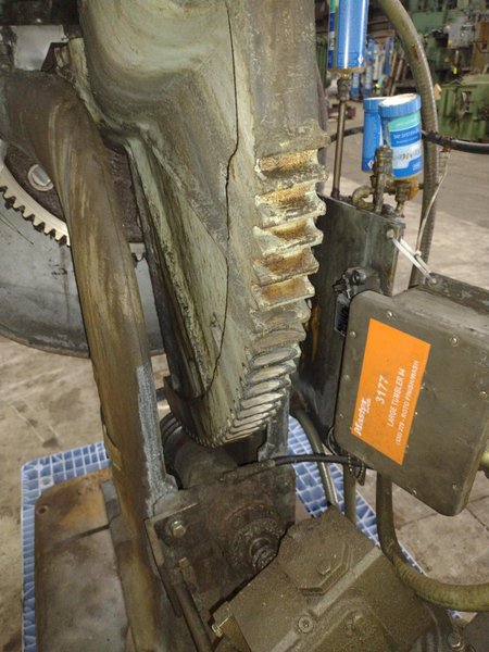 2 HP BOWL TYPE GLOBE ROTATING TUMBLE/POLISH MACHINE: STOCK #23707