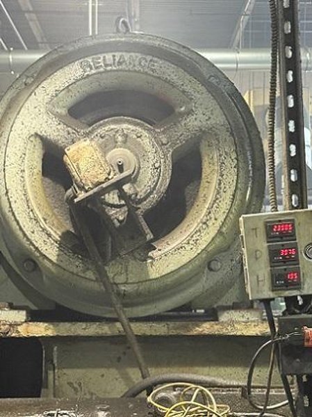 3/4&quot; NATIONAL 3 DIE BOLTMAKER