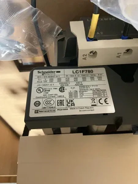 SCHNEIDER ELECTRIC CONTRACTOR   -  LC1F780F7