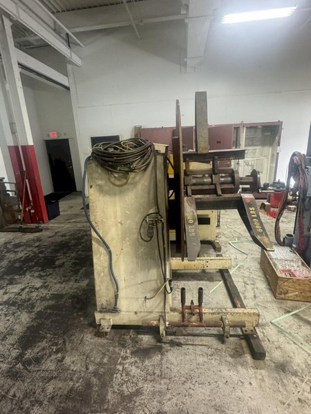 8,000 lbs. x 18&quot; Perfecto Pull Off Reel and Powered Straightener