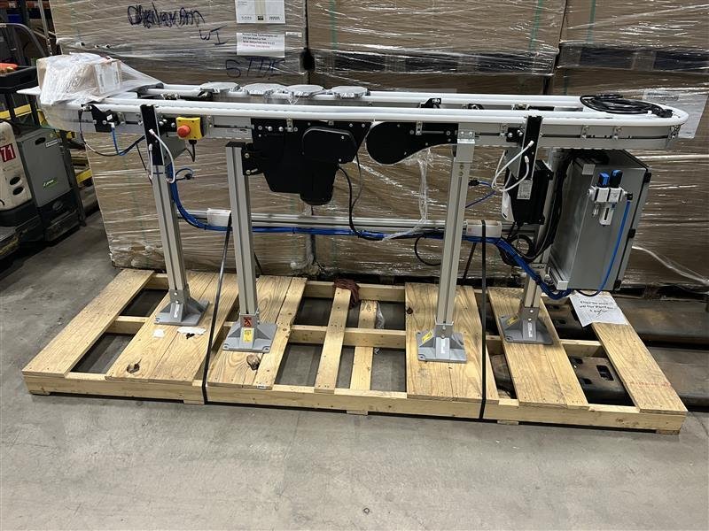 Used – DORNER MOD:32MVA1121 FLEXMOVE CONVEYOR W/ OPTIDRIVE CONTROLS