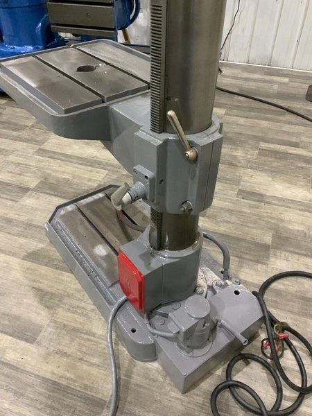 32" WILTON MODEL #32100 SINGLE SPINDLE DRILL: STOCK #81057