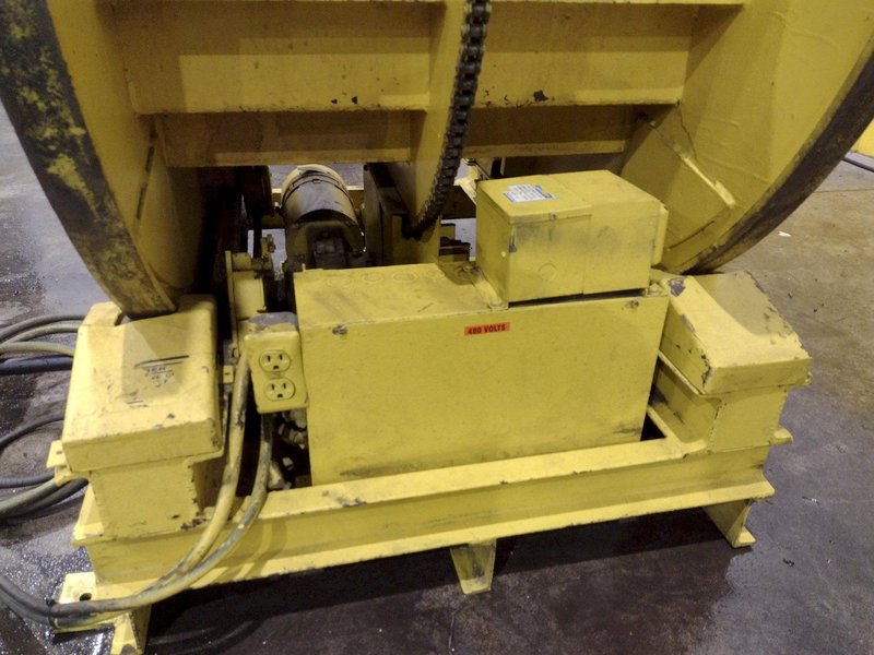 2,000 LBS X 36” X 36” WELD-BILT POWERED COIL FLIPPER UPENDER: YOBRO #24850