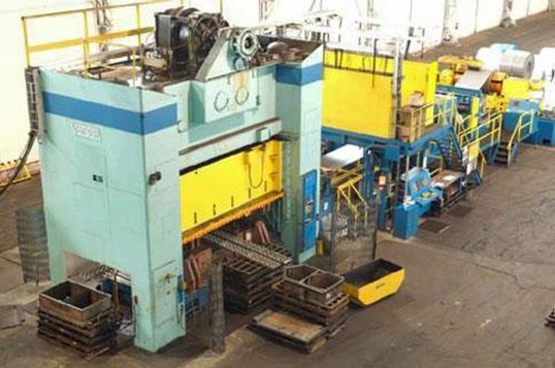 500 TON, VERSON PRESS LINE, BED SIZE 108" x 186"