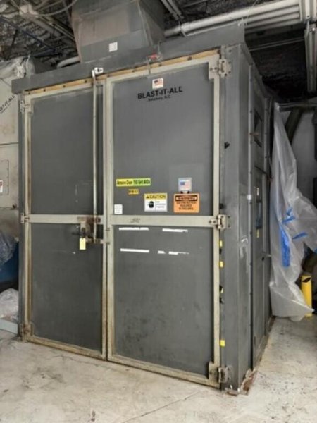 2012 BLAST-IT-ALL MODEL ROOM 9' x 10' x 10' WALK-IN BLAST CABINET: YOBRO #25314