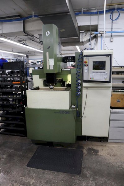 Makino Edge2-A24MR Sinker Type CNC EDM Electrical Discharge Machine, MGF-30, C-Axis, 24 ATC- Auction Item