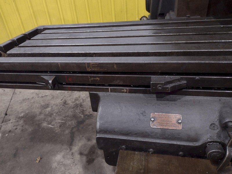 CINCINNATI NO. 4 VERTICAL MILLING MACHINE: YOBRO #24460