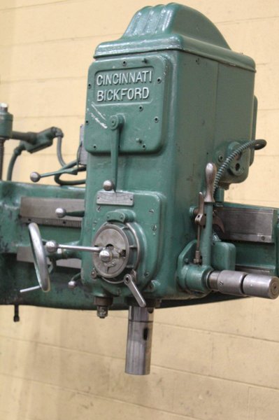 3&#039; X 9&#039; CINCINNATI BICKFORD RADIAL DRILL; STOCK #72420