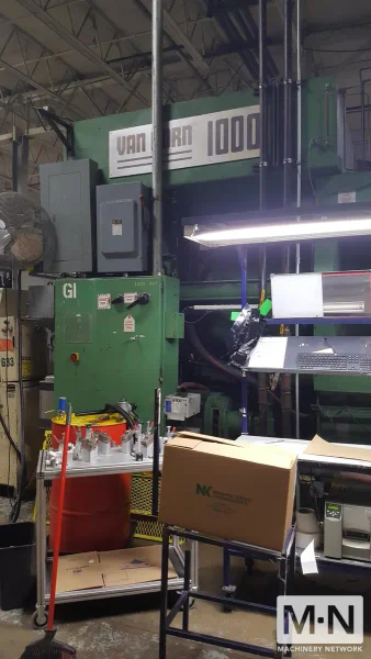 1000 Ton 165 Oz. Van Dorn 1000HRS-165F Injection Molding Machine, mfg 1989