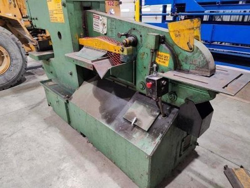 140 TON PIRANHA MODEL #PII HYDRAULIC IRONWORKER