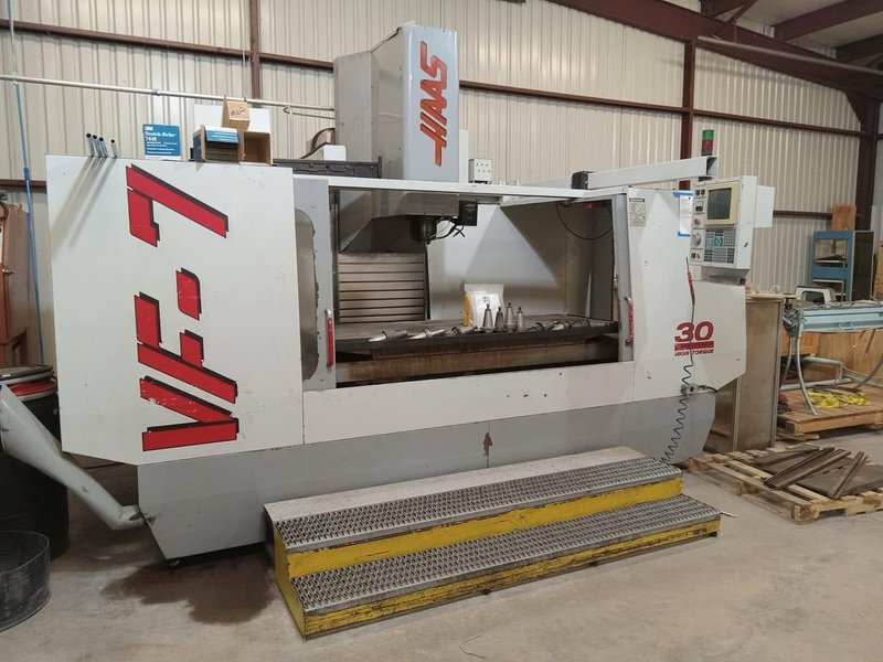 Haas VF-7 VMC, 1997 – Chip Conveyor, 20 Tool ATC