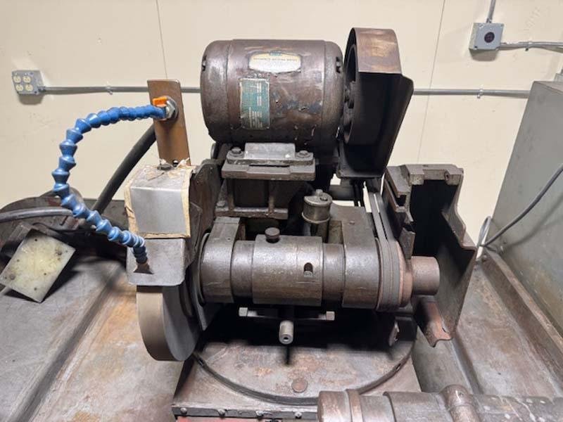 BROWN &amp; SHARPE No 2 UNIVERSAL GRINDER (14515)
