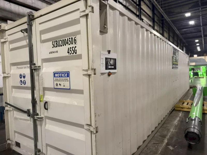 40' RESATO CONTAINERIZED HIGH PRESSURE TEST BAY W/ 3 TON YALE HOIST SYSTEM: YOBRO #25867