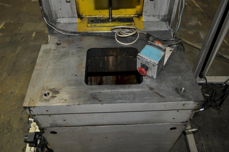 20 Ton Denison Hydraulic Press