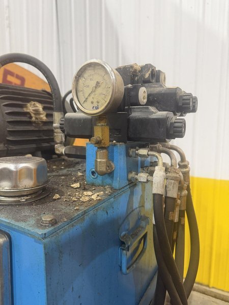 FREEDOM MILL UCD-5300PR DOUBLE END UNCOILER