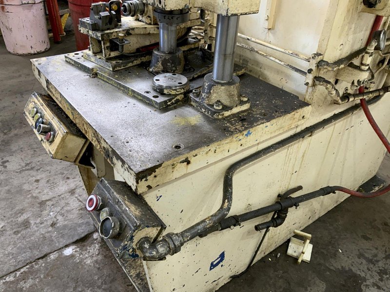 38-TON HANNIFIN HYDRAULIC C FRAME PRESS: STOCK #81208