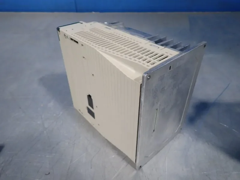 YASKAWA ELECTRIC 0.5KW SERVOPACK  -  SGDV-3R5D11A002000