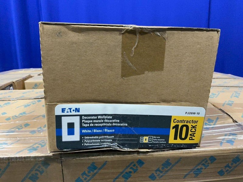 EATON DECORATOR WALLPLATE  -  PJ26V-10-L