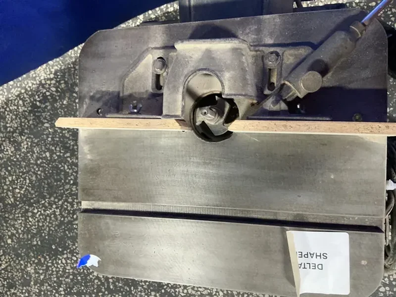 DELTA 9”X18” SHAPER