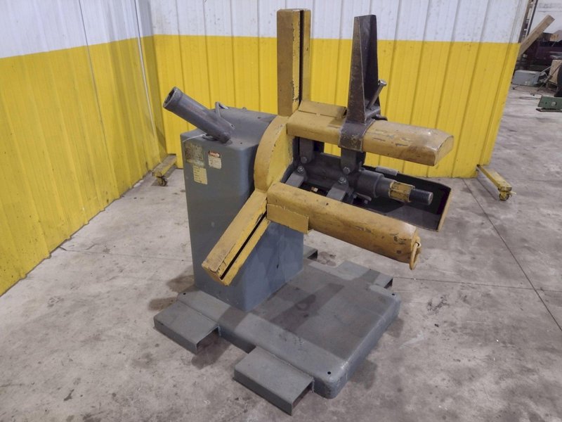 2500 LB X 24&quot; AMERICAN MODEL 60 COIL REEL UNCOILER: YOBRO #23909