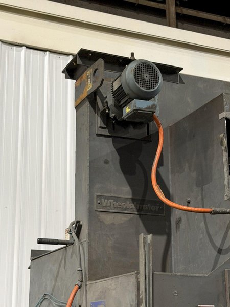6 CU FT WHEELABRATOR MODEL WTB-6 TUMBLAST BELT TYPE BLAST CLEANING MACHINE: YOBRO #25940