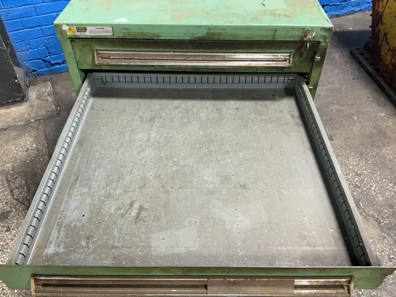 Stanley Seven 25”x25”x2” Drawers Vidmar Tool Cabinet