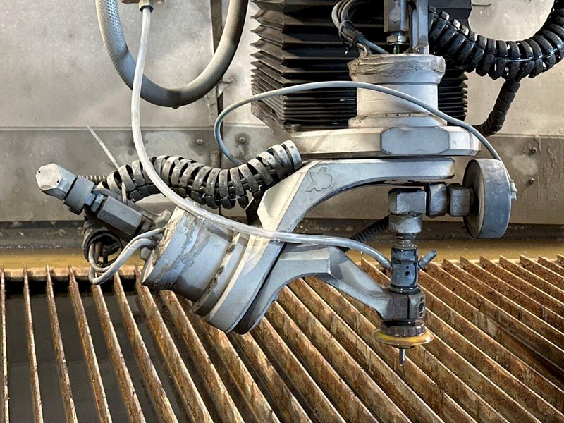 2012 Flow Mach 3 4020B Waterjet Cutting System (#5860)