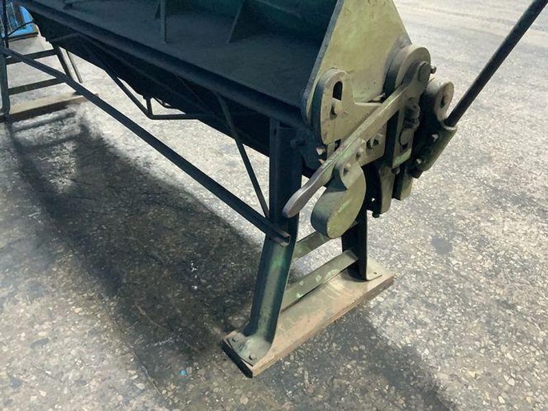 CHICAGO / DREIS &amp; KRUMB MFG CO 121” SHEET METAL APRON BRAKE   -  1014