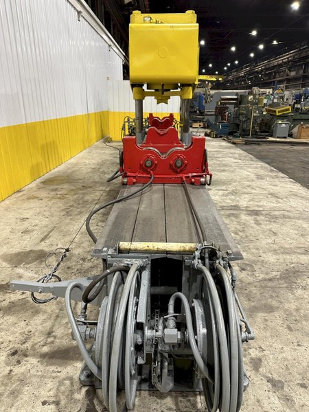 400 TON X 30' DRILCO TRAVELING HEAD HYDRAULIC STRAIGHTENING PRESS: STOCK #24953