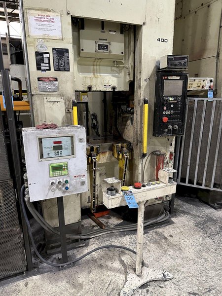 440 TON KOMATSU SSSC STAMPING PRESS