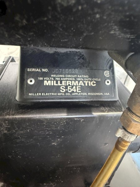 MILLER CP-300 CONSTANT POTENTIAL DC ARC WELDING POWER SOURCE. STOCK # 0430426