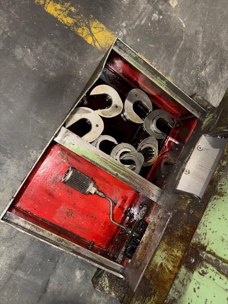 1/8" Carlo Salvi Model RF/SV High Speed DSSD Semi Tubular Rivet Header