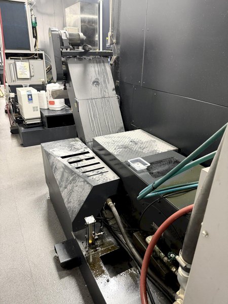 Makino F9 CNC Vertical Machining Center For Sale - 2015