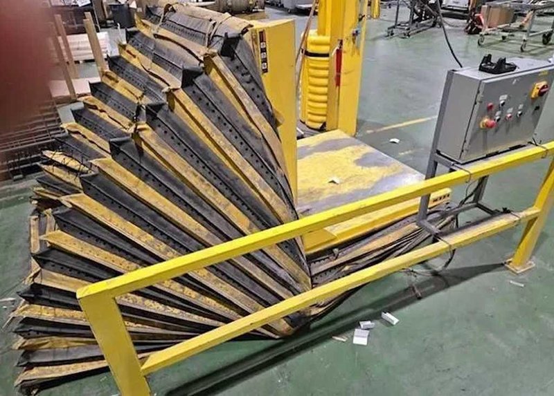 5,000# x 48" Uni-Craft Upender