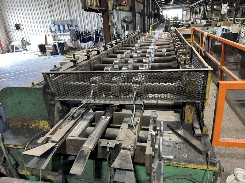15 STAND  X 3&quot; ARBOR  X 50&quot; PEARSON LOC SEAM ROLL FORMING PANEL MILL. STOCK # 0663325