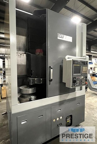 Hyundai Wia SKT-V80RM CNC Turning &amp; Milling Center