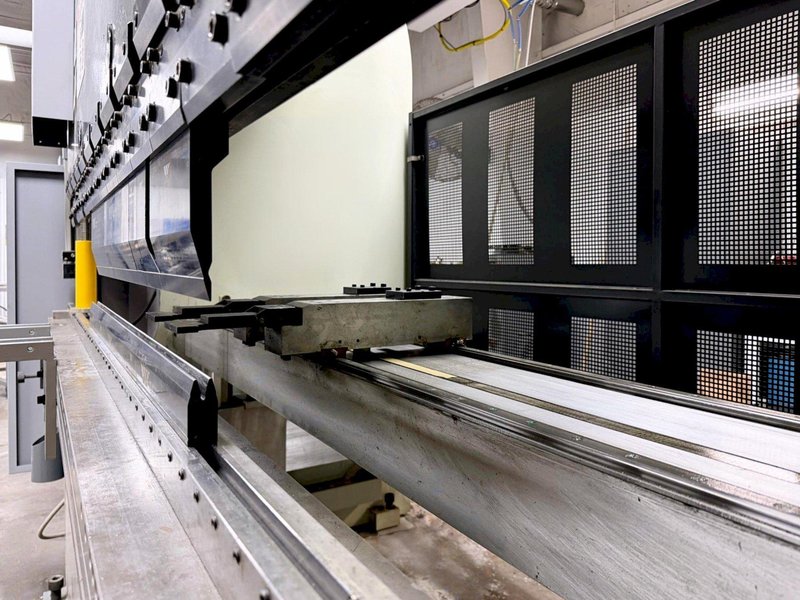 LVD PPED 135/30 150 Ton x 10' Press Brake