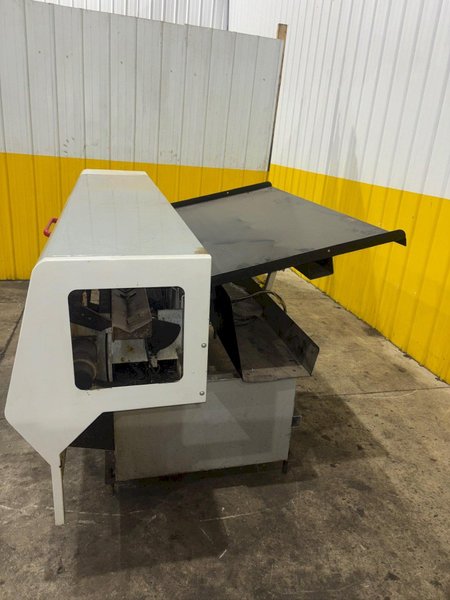 HAAS SERVO BAR 300 AUTOMATIC BAR FEEDER: YOBRO #24481